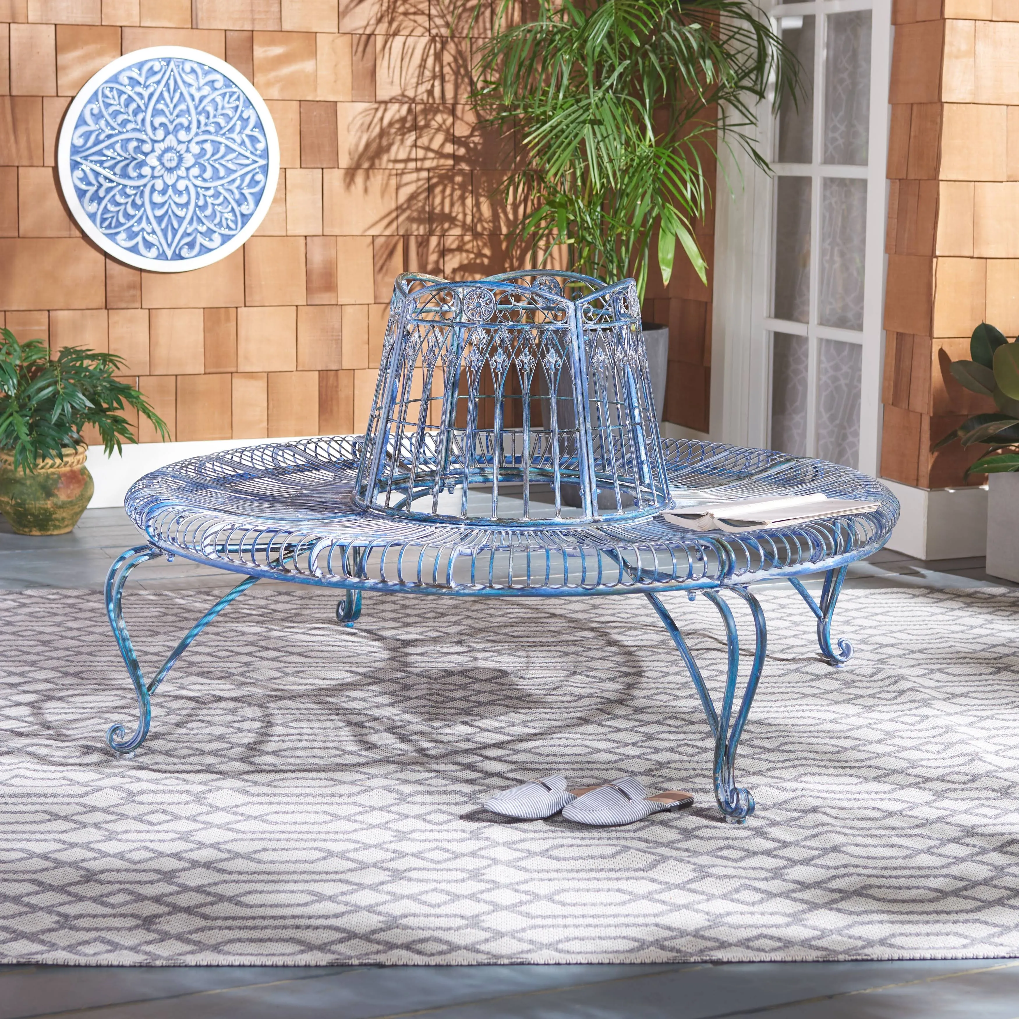 Safavieh Ally Darling Wrought Iron 60.25-in. Outdoor Tree Bench Antique Blue