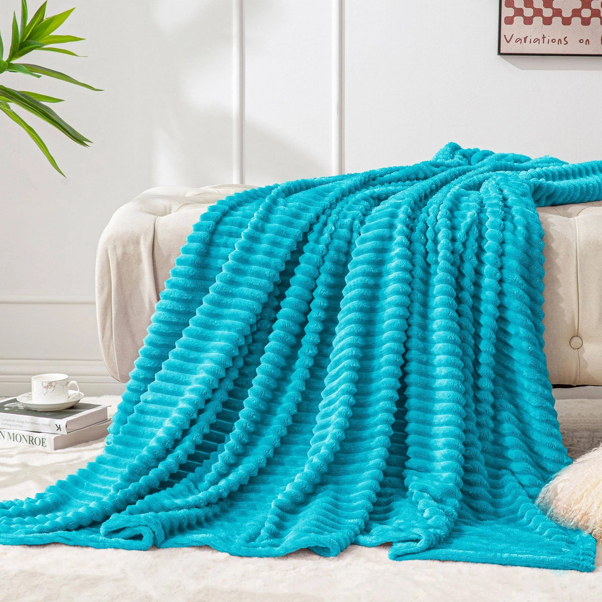 BEDELITE Fleece Blanket Twin Size – 3D Ribbed Jacquard Soft and Warm Decorative Fuzzy Blankets – Cozy, Fluffy, Plush Lightweight Throw Blankets for Couch, Bed, Sofa(Blue, 60x80 inches)