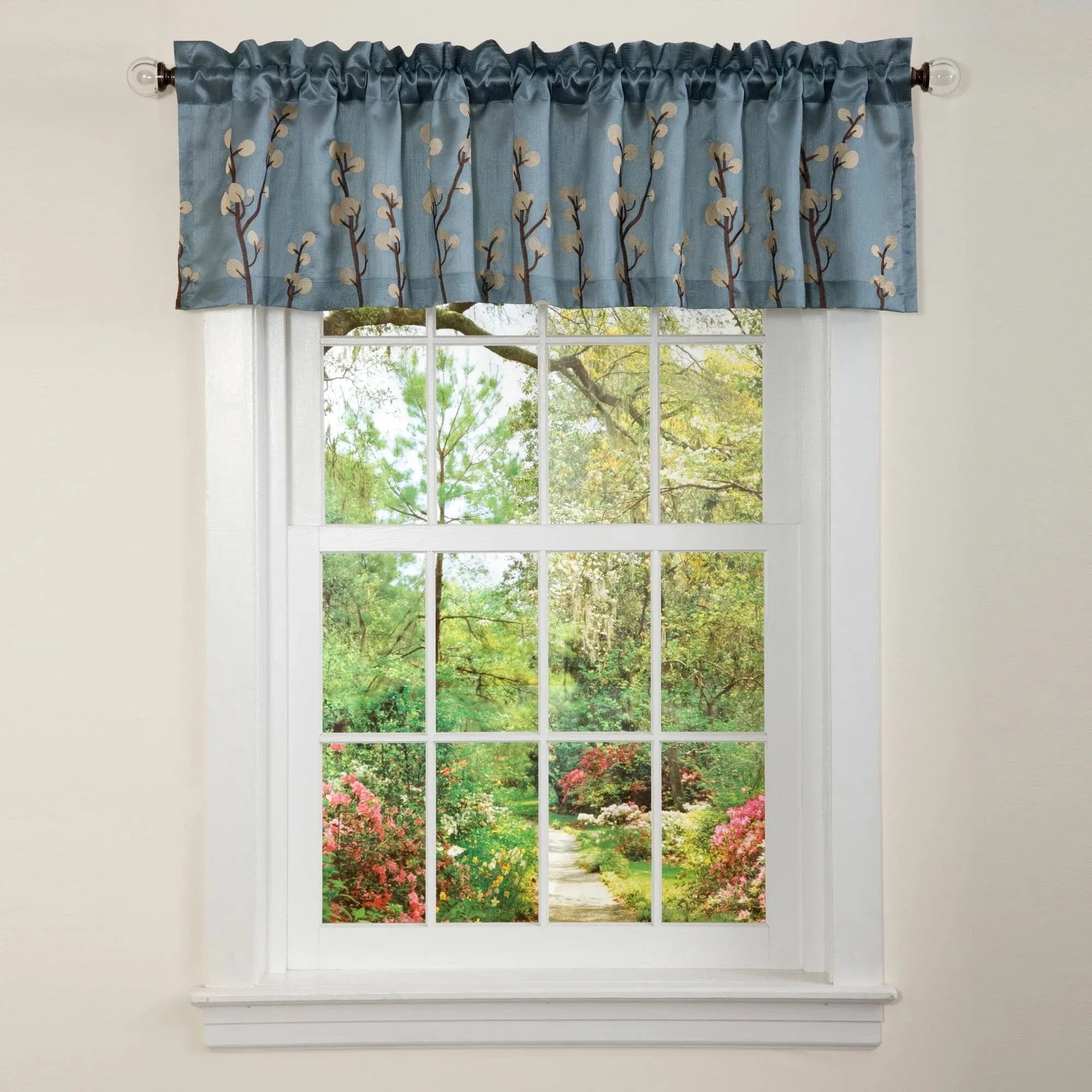 Lush Decor 18-Inch by 84-Inch Cocoa Flower Valance, Blue