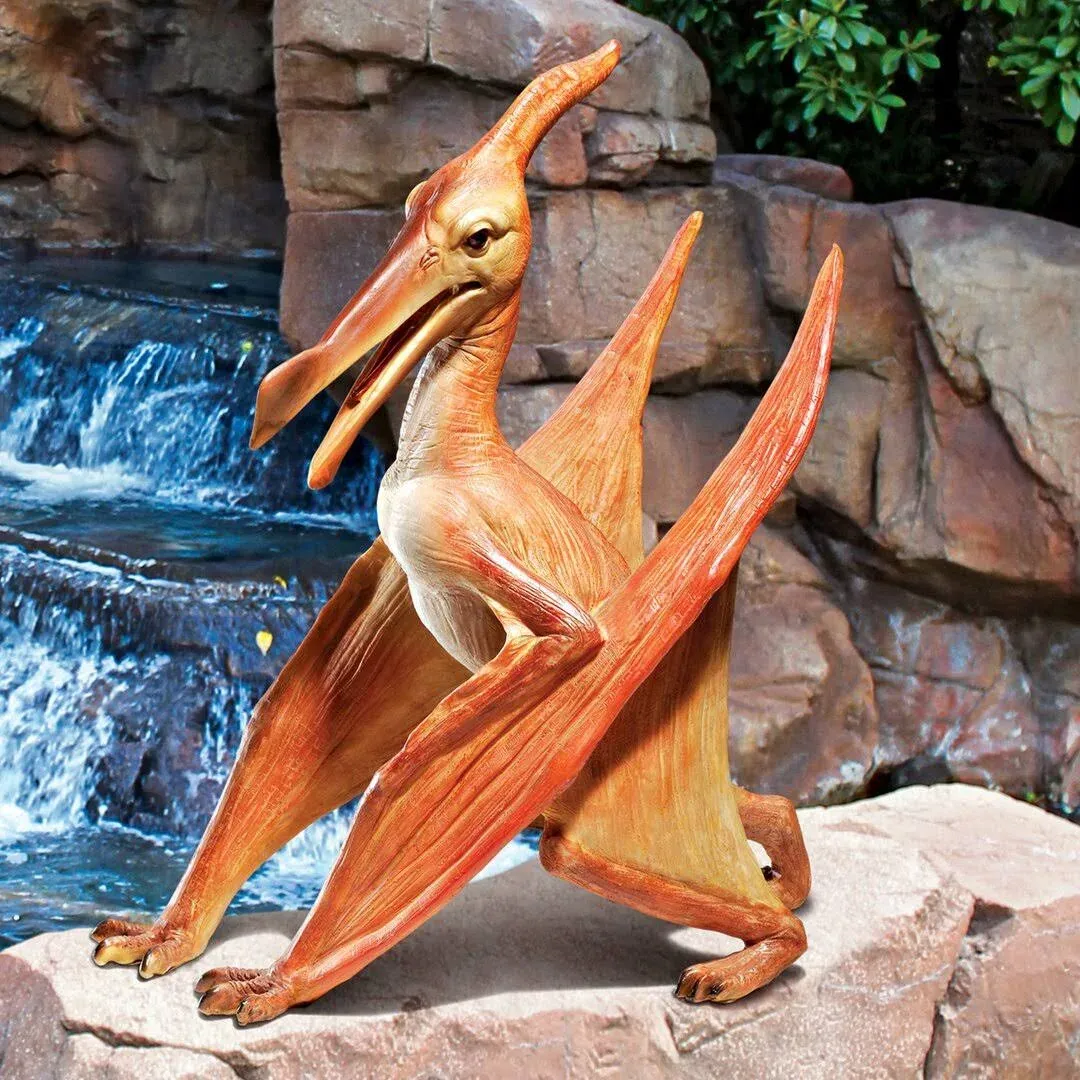 Katlot Pterodactyl Statue