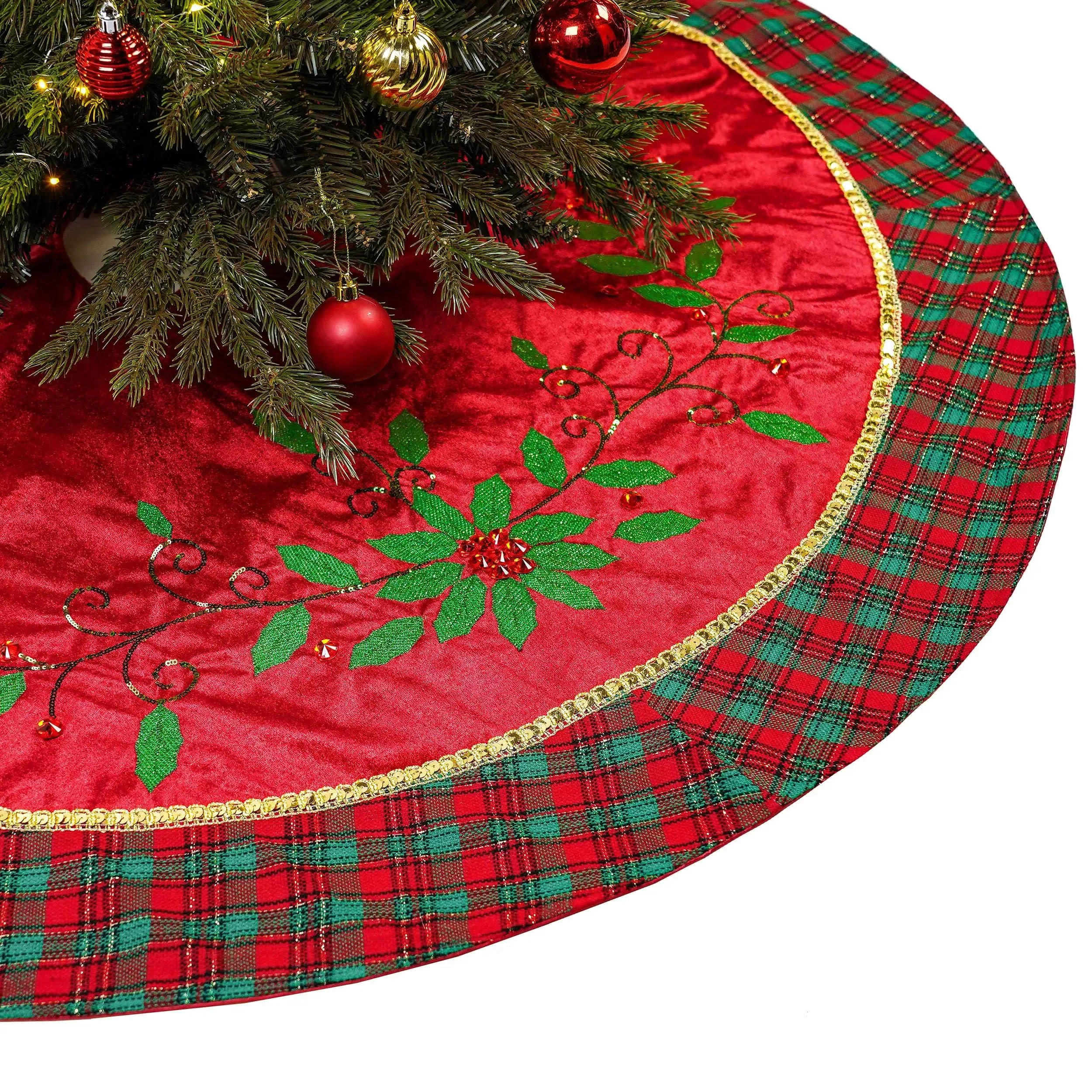 Valery Madelyn 48" Traditional Holly Leaves Christmas Tree Skirt