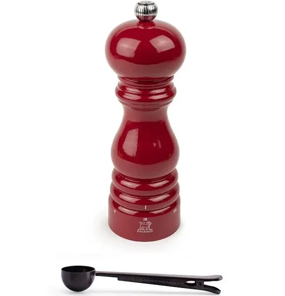 Peugeot Paris u'Select 7-inch Pepper Mill Gift Set, Passion Red - With Stainless Steel Spice Scoop/Bag Clip