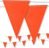 Pennant Safety Flags for Parking Lot Events