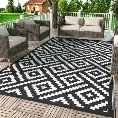 DEORAB Outdoor Rug Patio Clearance,5'x8' Waterproof Mat, Plastic Camping Rugs, Black & White