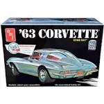 AMT 861 1963 Chevy Corvette Sting Ray 1/25 Scale Model Kit