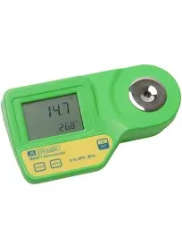 Milwaukee MA871 Digital Brix Refractometer for Winemakers &amp; Brewers