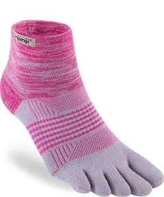 Injinji Women&#039;s Run Lightweight No-Show Socks in Chili Size: XS/S