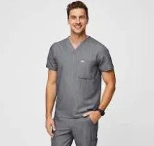 FIGS Men's Leon Three-Pocket Scrub Top