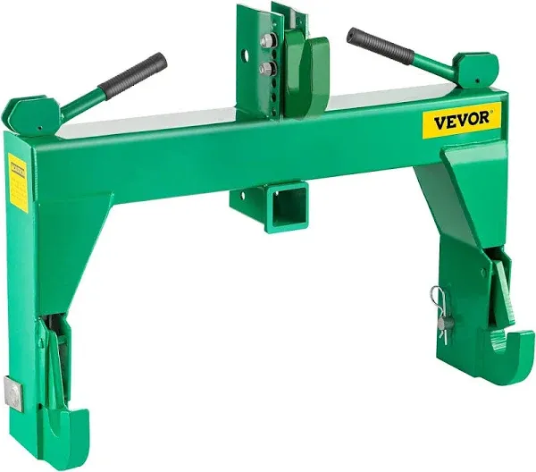 VEVOR 3-Point Quick Hitch, 3000 LBS Lifting Capacity Tractor Quick Hitch, 28.31" Between Lower Arms Attachments Quick Hitch, 5 Level Adjustable Bolt, Adaptation to Category 1 & 2 Tractor,Green