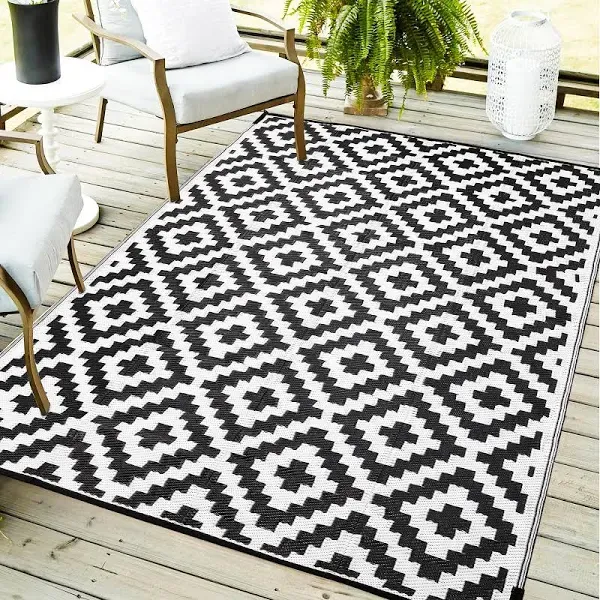 Outdoor Rug Patio Waterproof, Outdoor Plastic Straw Rug for 6x9ft Black&amp;white