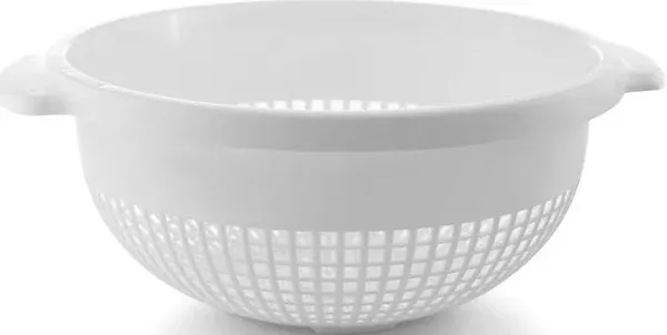 YBM Home Deep Plastic Strainer Colander with Handle Plastic