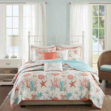 Madison Park Quilt Set Cottage Coastal Design, Starfish Print - All Season, Coverlet Bedspread Lightweight Bedding Layer, Shams, Toss Pillows, Full/Queen(90"x90"), Pebble Beach Coral 6 Piece