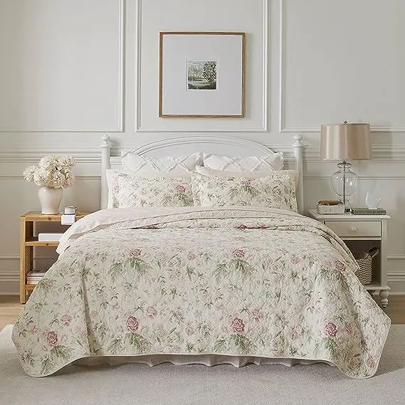 Laura Ashley Breezy Floral Pink Quilt Set