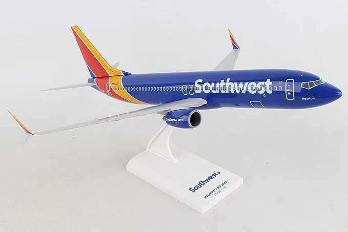 Skymarks Southwest 737-800 1/130 New Livery Heart One