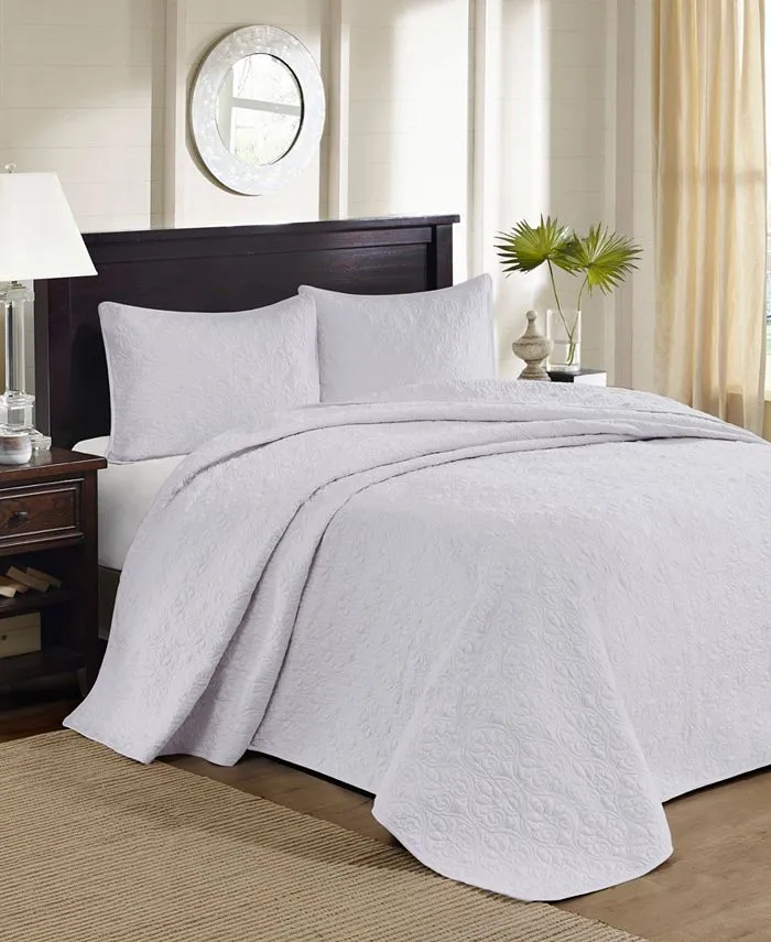 Madison Park Quebec Reversible Bedspread Set