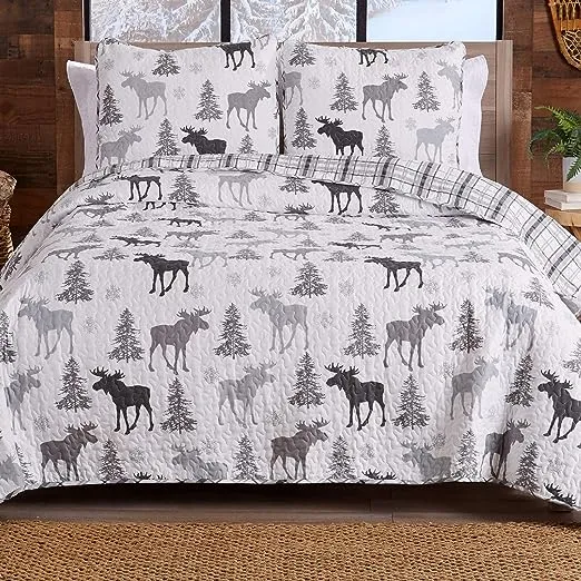 Great Bay Home Rustic Lodge Reversible Quilt Set with Shams (Full / Queen, Yosemite)