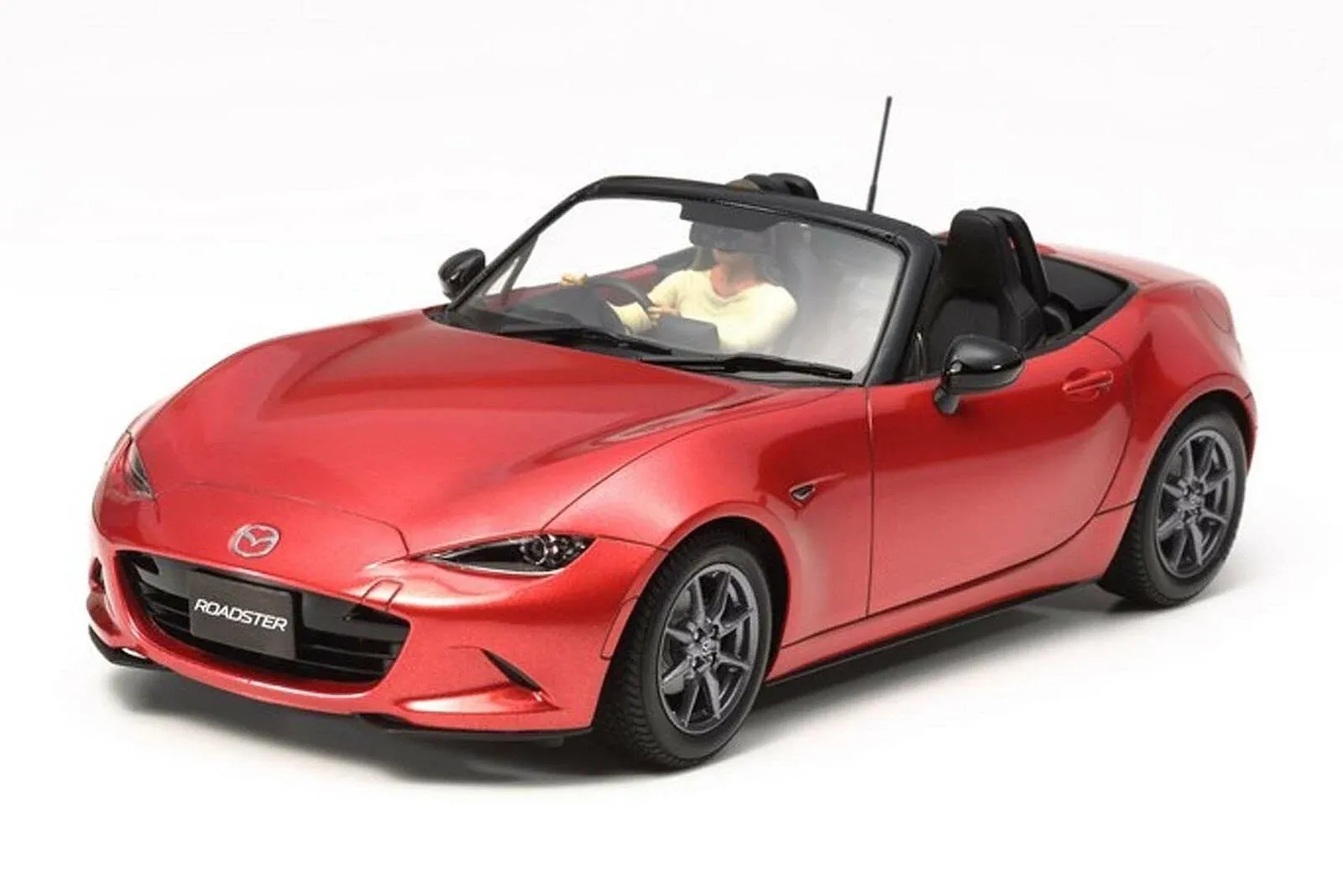 Tamiya 24342 Mazda MX5 Roadster model kit