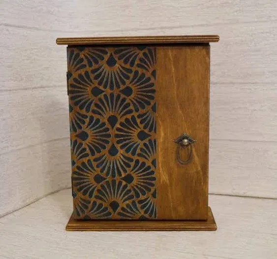 Wooden key cabinet - Key holder for wall