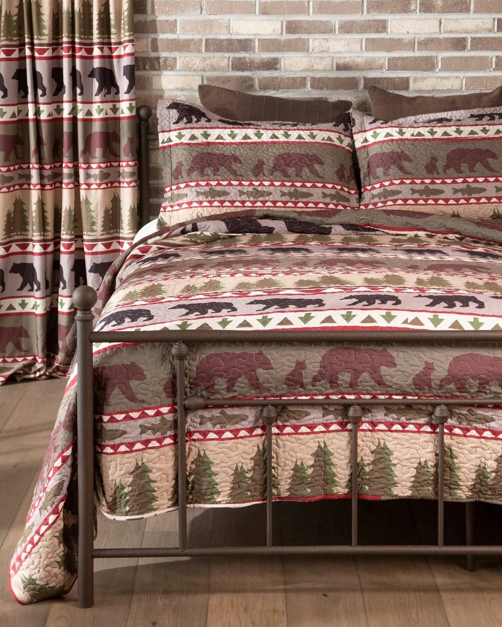 Carstens, Inc. Rustic Cabin Quilt Set