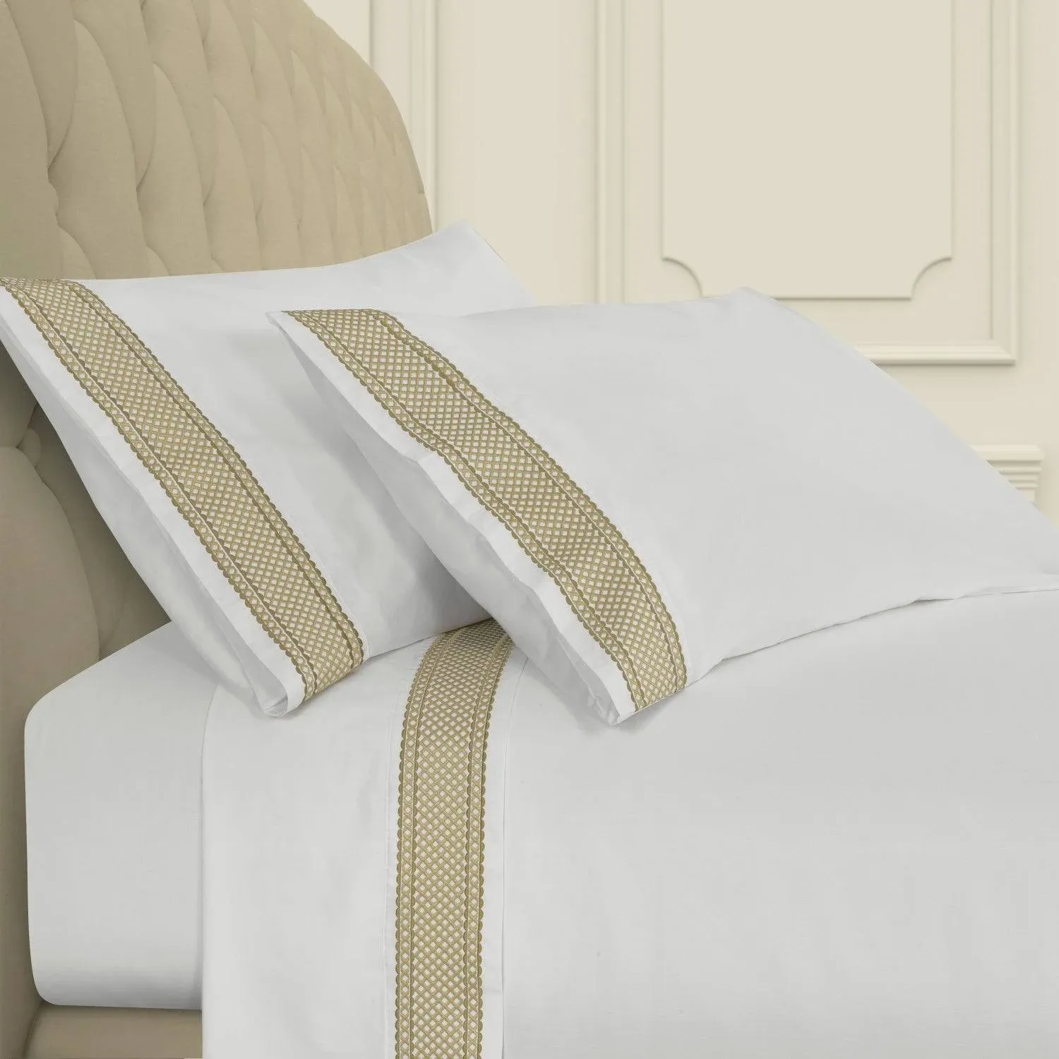 J. Queen New York Monarch Embroidered Sheet Set