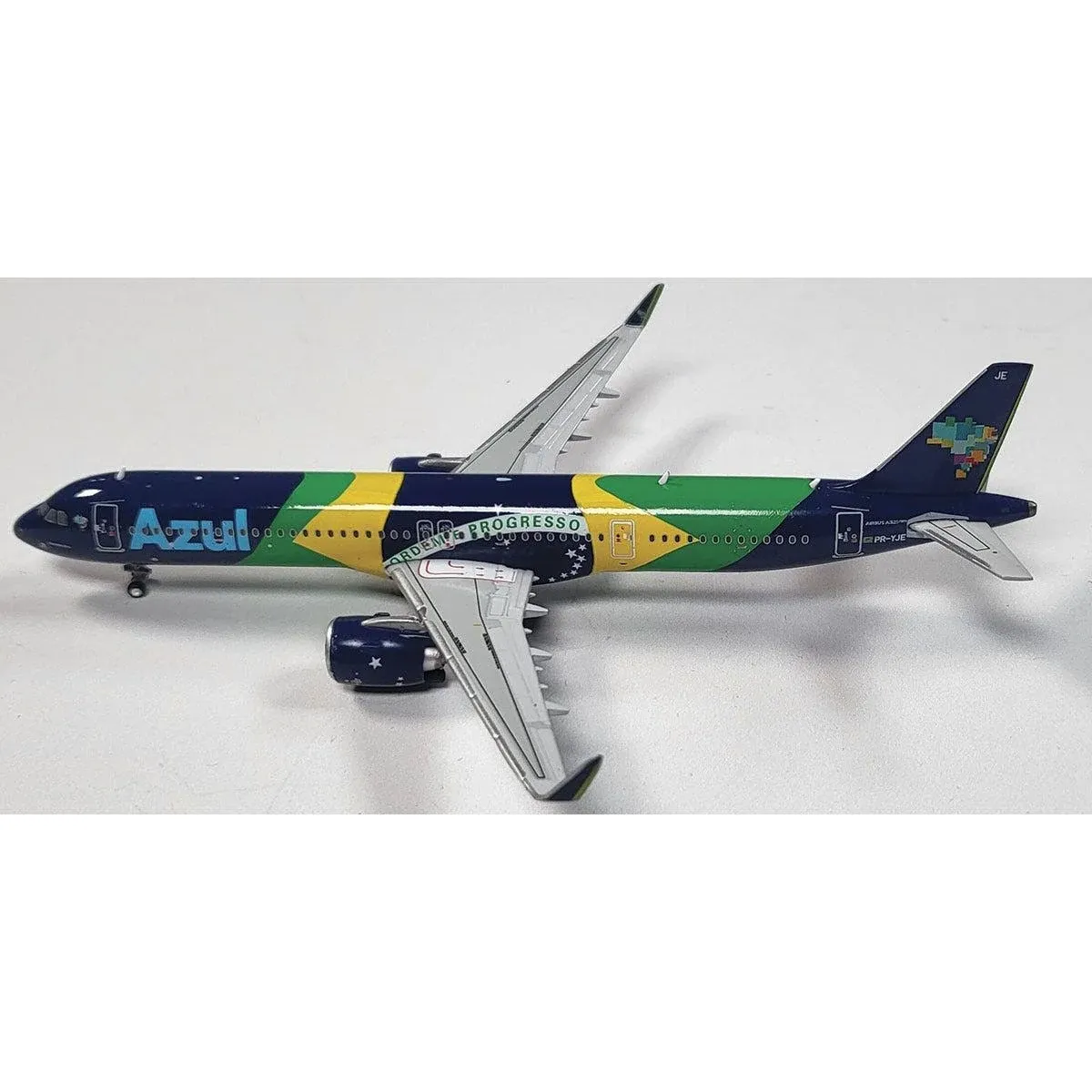 GeminiJets Azul for AIRBUS A321neo PR-YJE ORDEM PROGRESSO 1/400 Pre-built Model