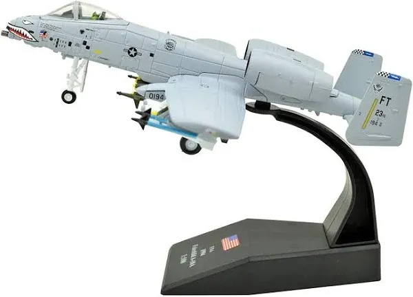 TANG DYNASTY(TM) 1:100 A-10 Thunderbolt II Ground Attack Aircraft Metal Plane Model,US Air Force, Military Airplane Model,Diecast Plane,for Collecting and Gift (Conventional Coating)