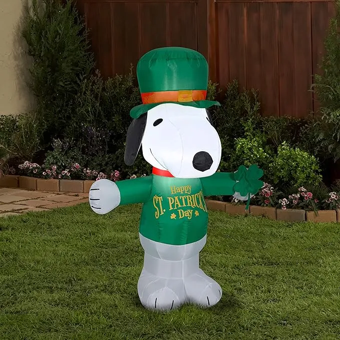 Airblown Inflatable St. Patrick&#039;S Day Snoopy, 3.5 Ft Tall, White